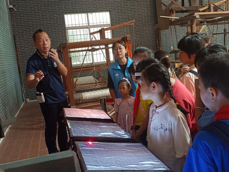 1770560156.jpg 12南海西樵香云纱博物馆.jpg